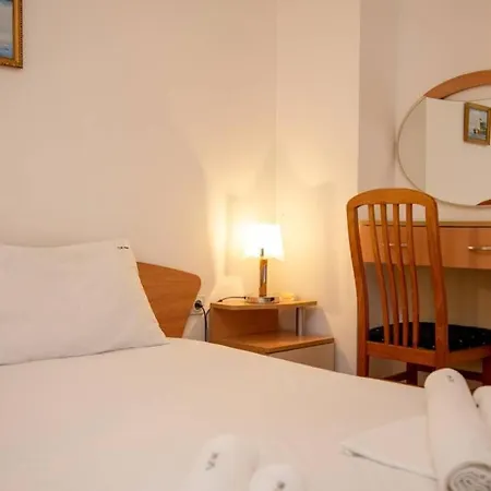 Convenient 1-bedroom Flat Next To Harmanite Апартамент Созопол